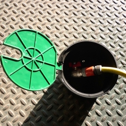Круглый оросительный гидрант со встроенным клапаном